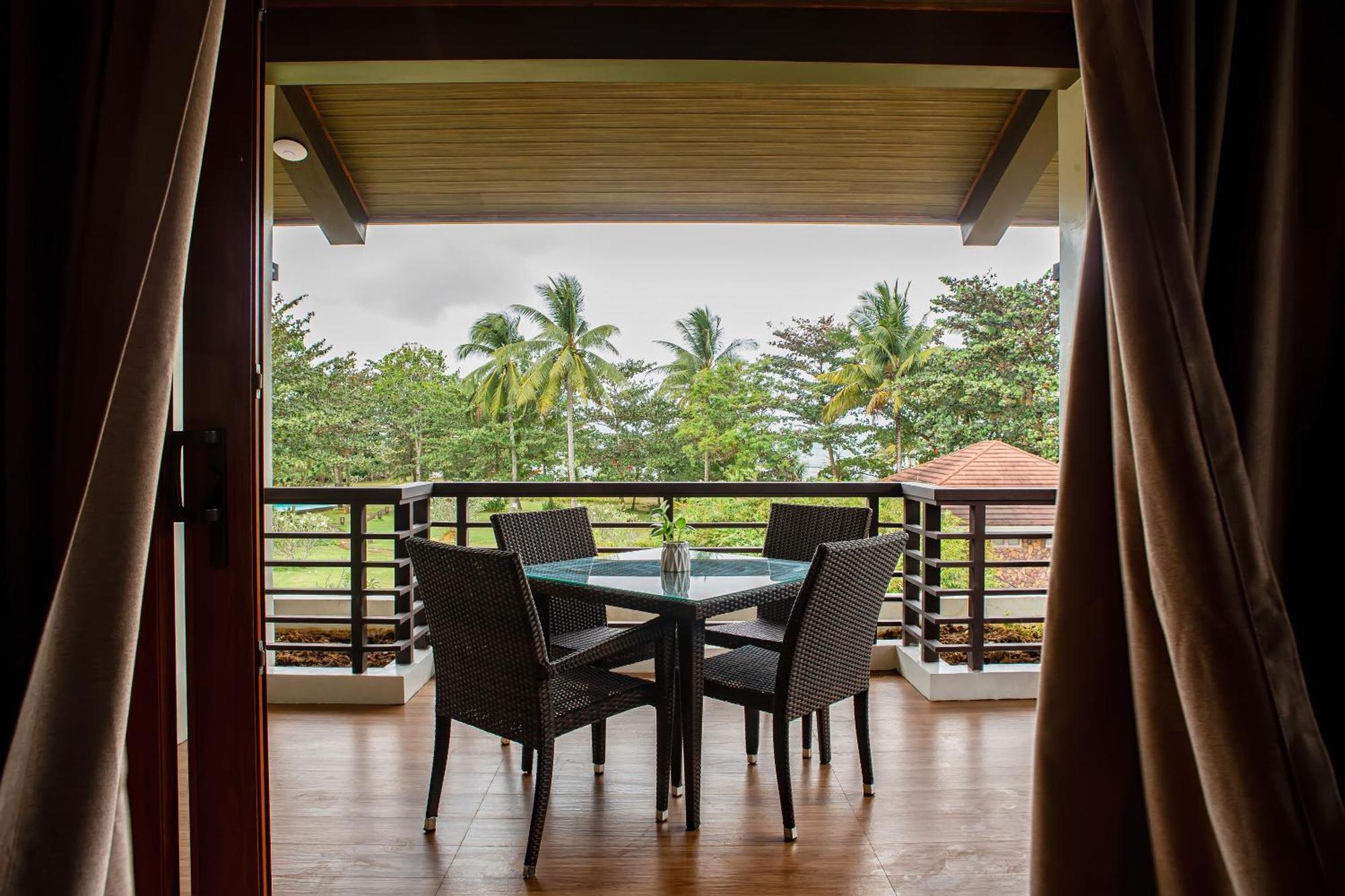 Solina Beach & Nature Resort Carles Exterior foto